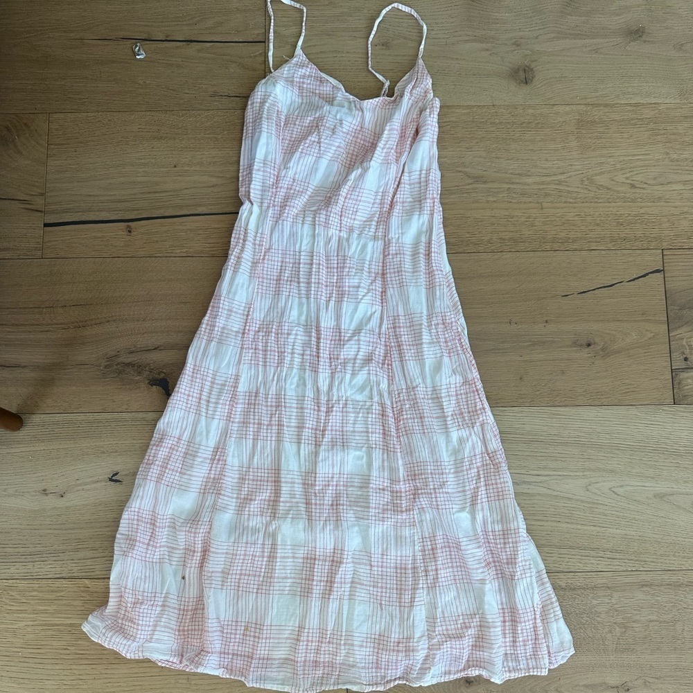 Old navy dress white red line detailing M cotton